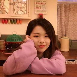 娱乐吃瓜酱爱情和,爱情瓜田里的甜蜜碰撞